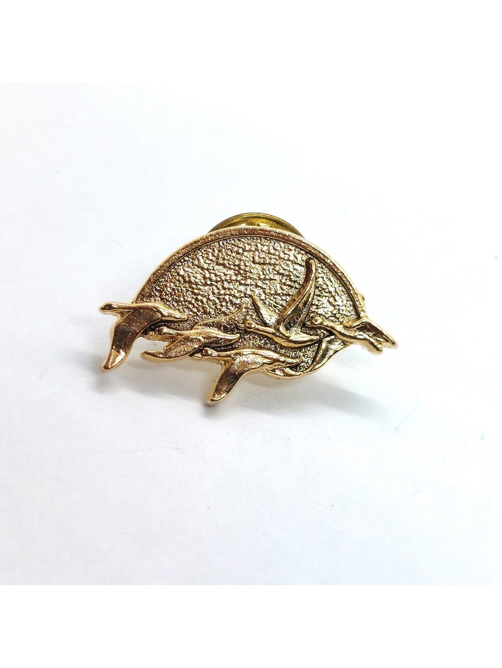 Vintage Flying Ducks Pin Brass Tone Flock Waterfowl Birds Hunting Nature Lapel